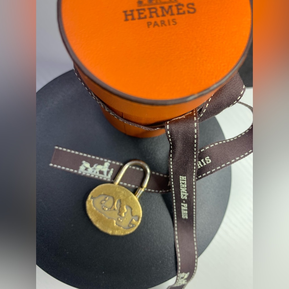 Hermes Bag Charm/Pendant Cadenas Mediterranean Vintage 2003 - Picture 2 of 5